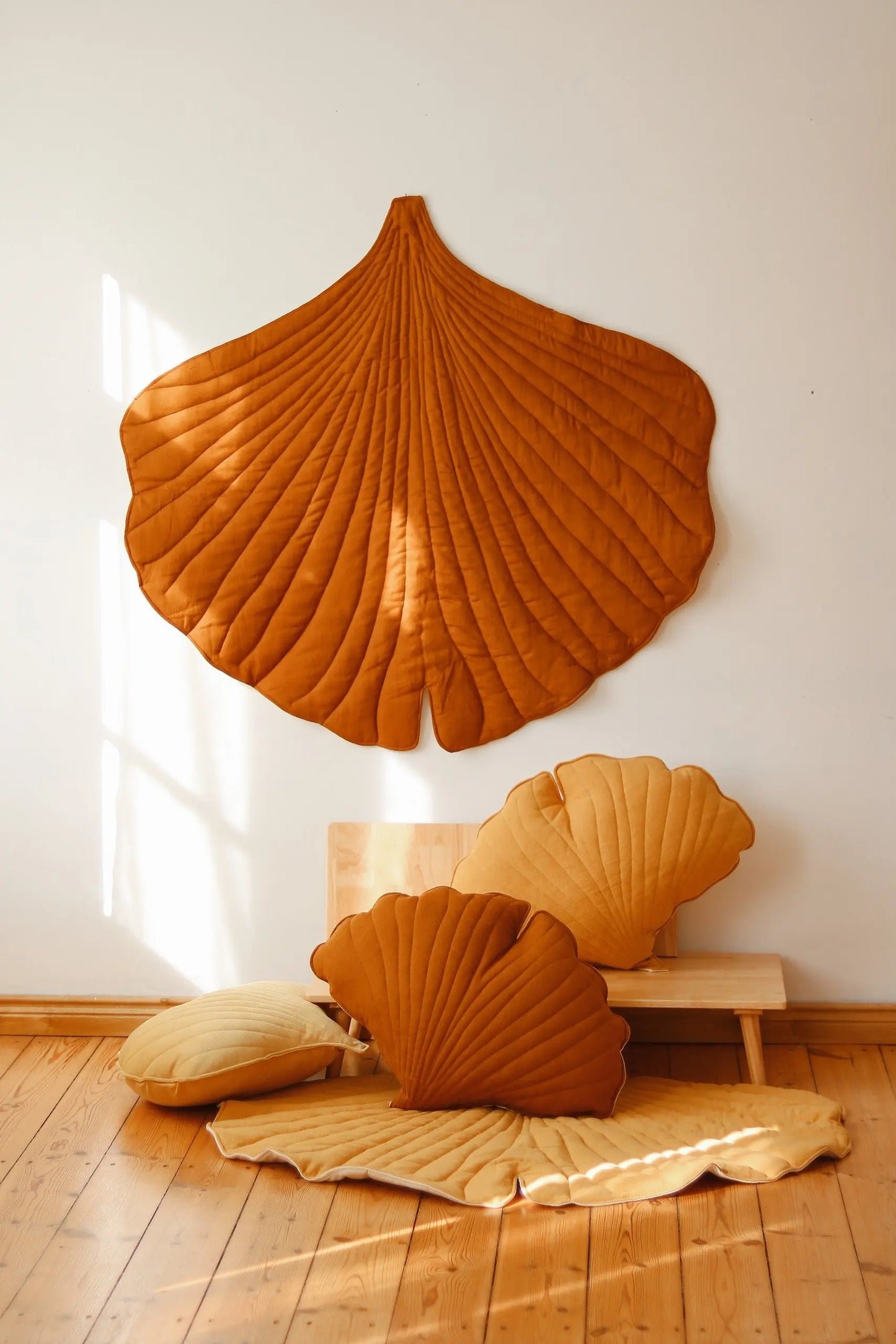 Organic Cotton and Linen Ginkgo Leaf Playmat - Caramel