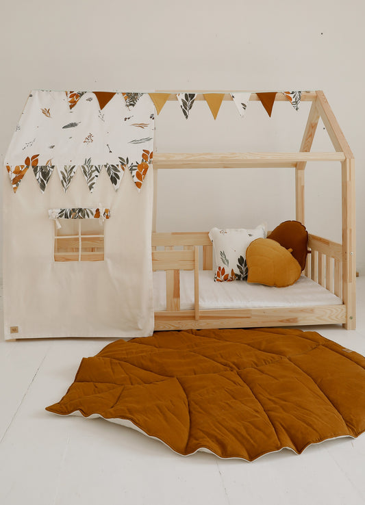 Organic Cotton and Linen Leaf Playmat - Caramel